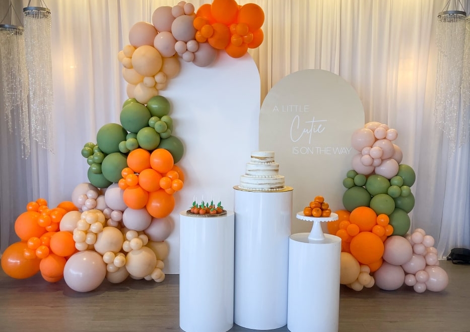 Organic Balloon Decor